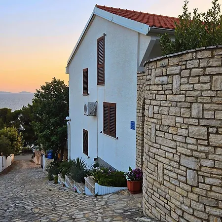 Branka شقة مورتير